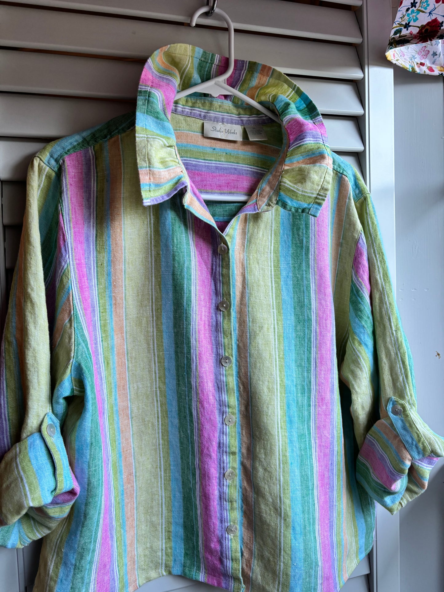Women’s linen blouse wow