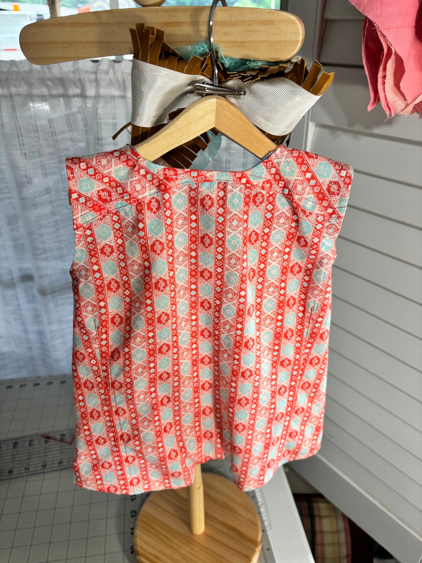 Coral Romper unisex 0-3 months