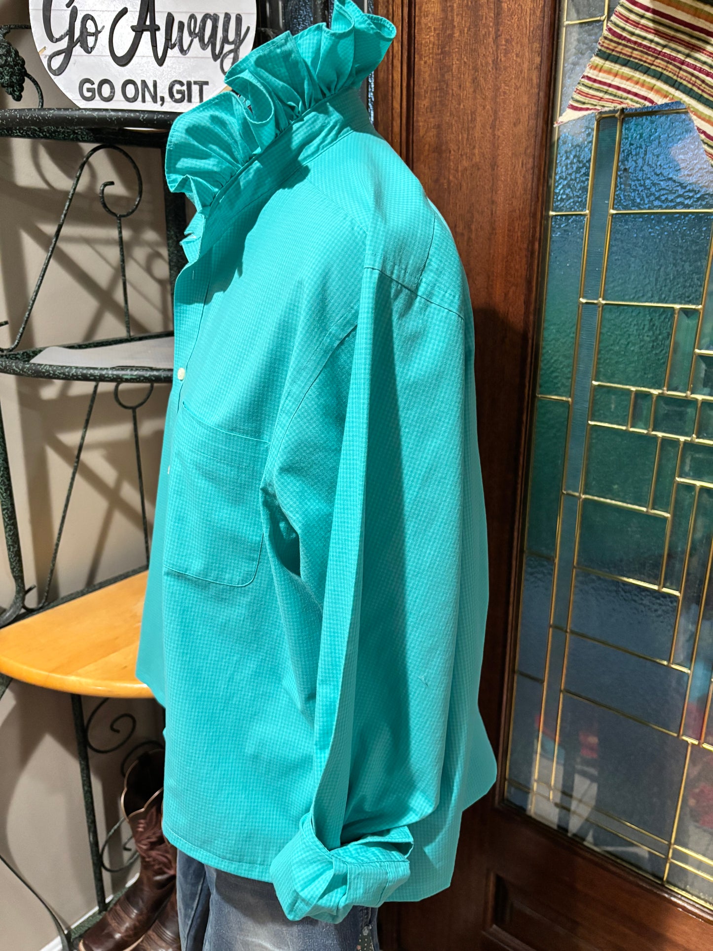 Ruffled IZOD turquoise oxford XL