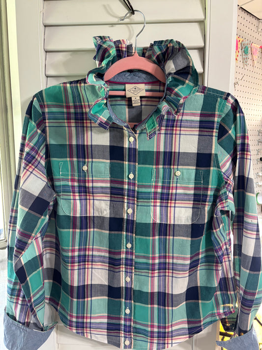 Ruffled Men’s preppy plaid