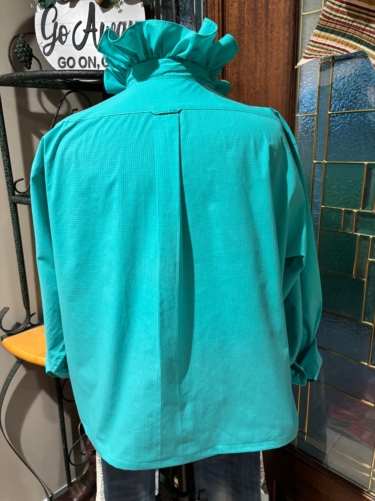 Ruffled IZOD turquoise oxford XL