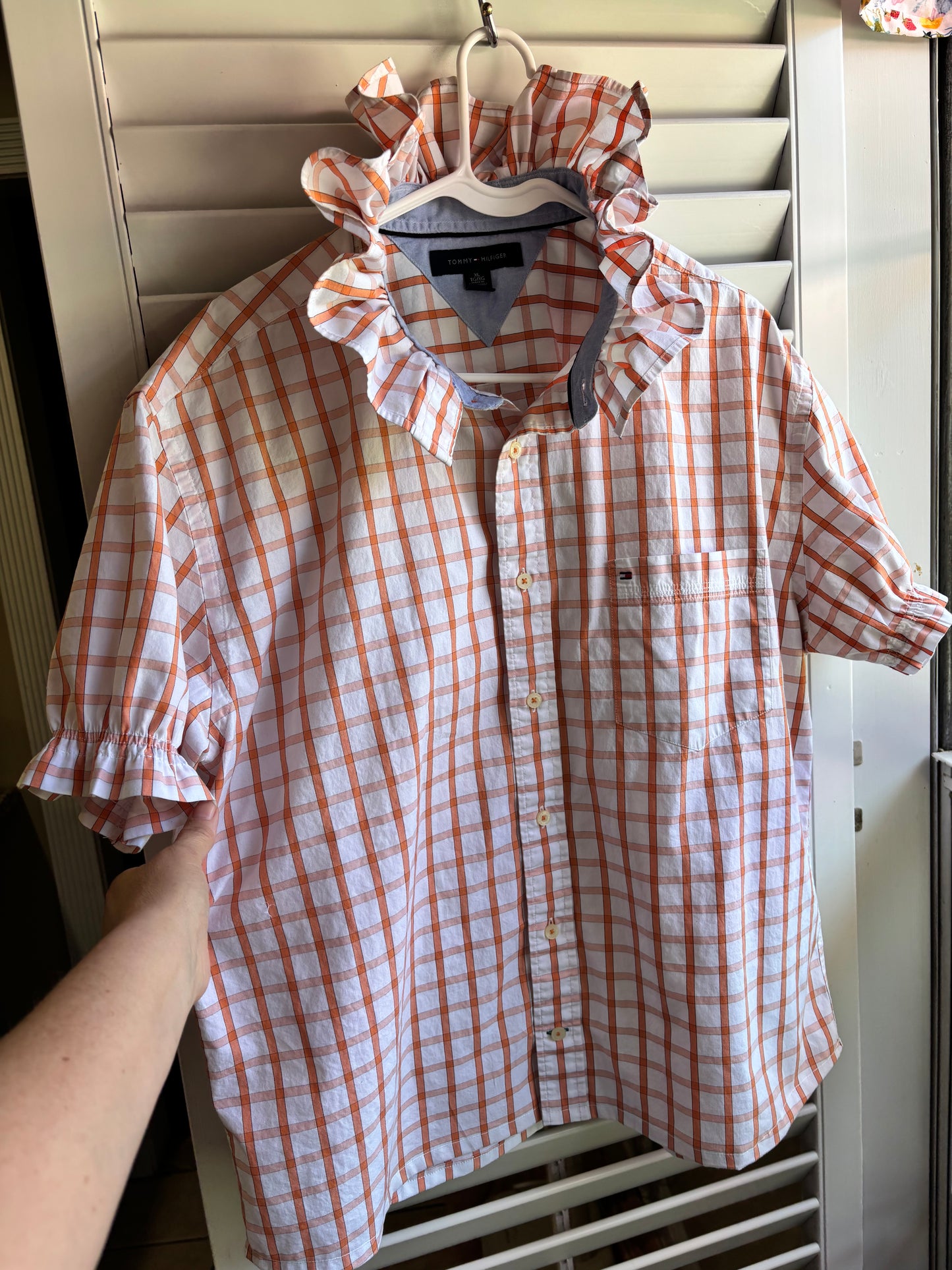 Ruffled creamsicle short sleeve