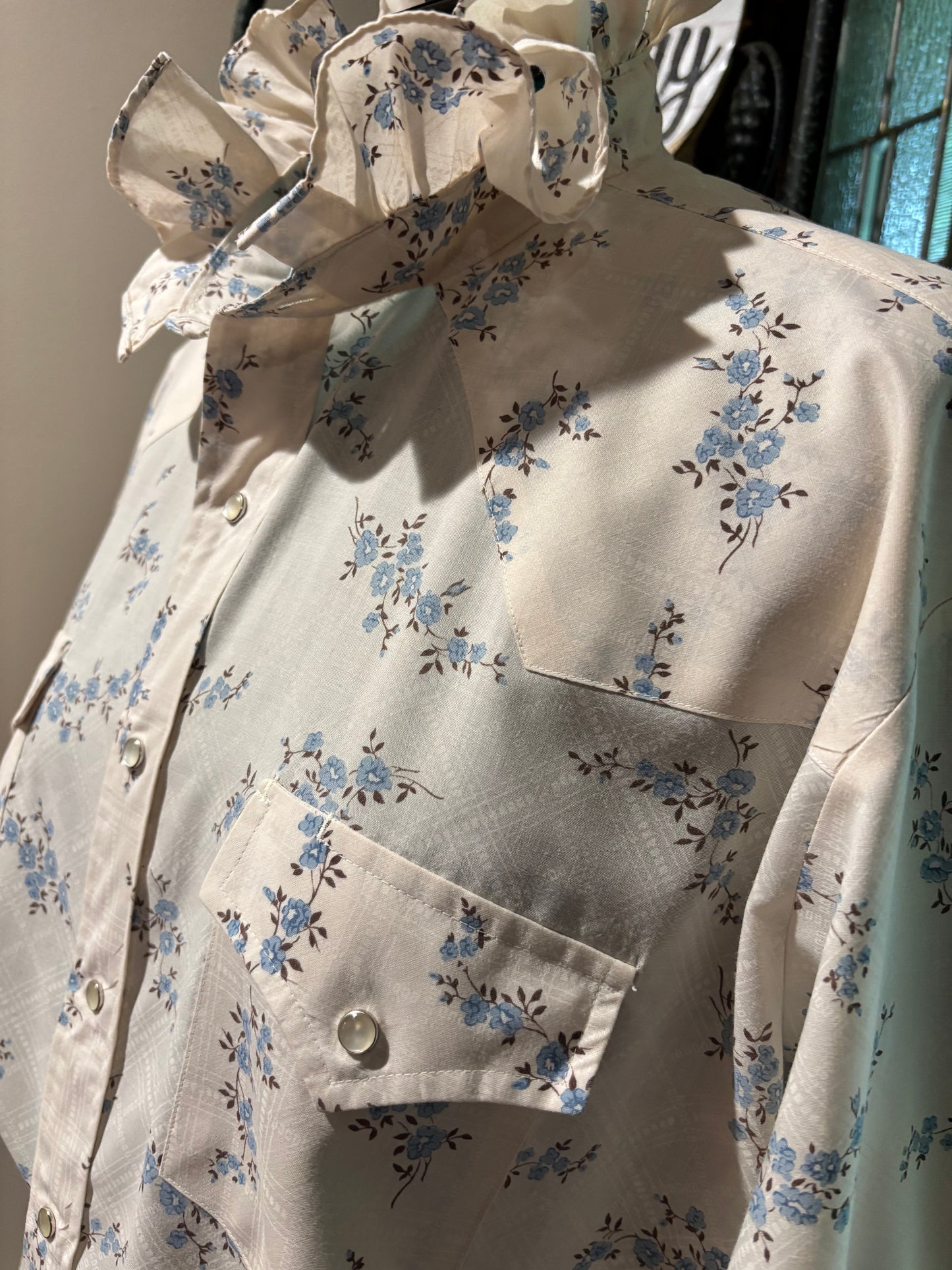 Ruffled Vintage Pearl Snap blue cream XXL