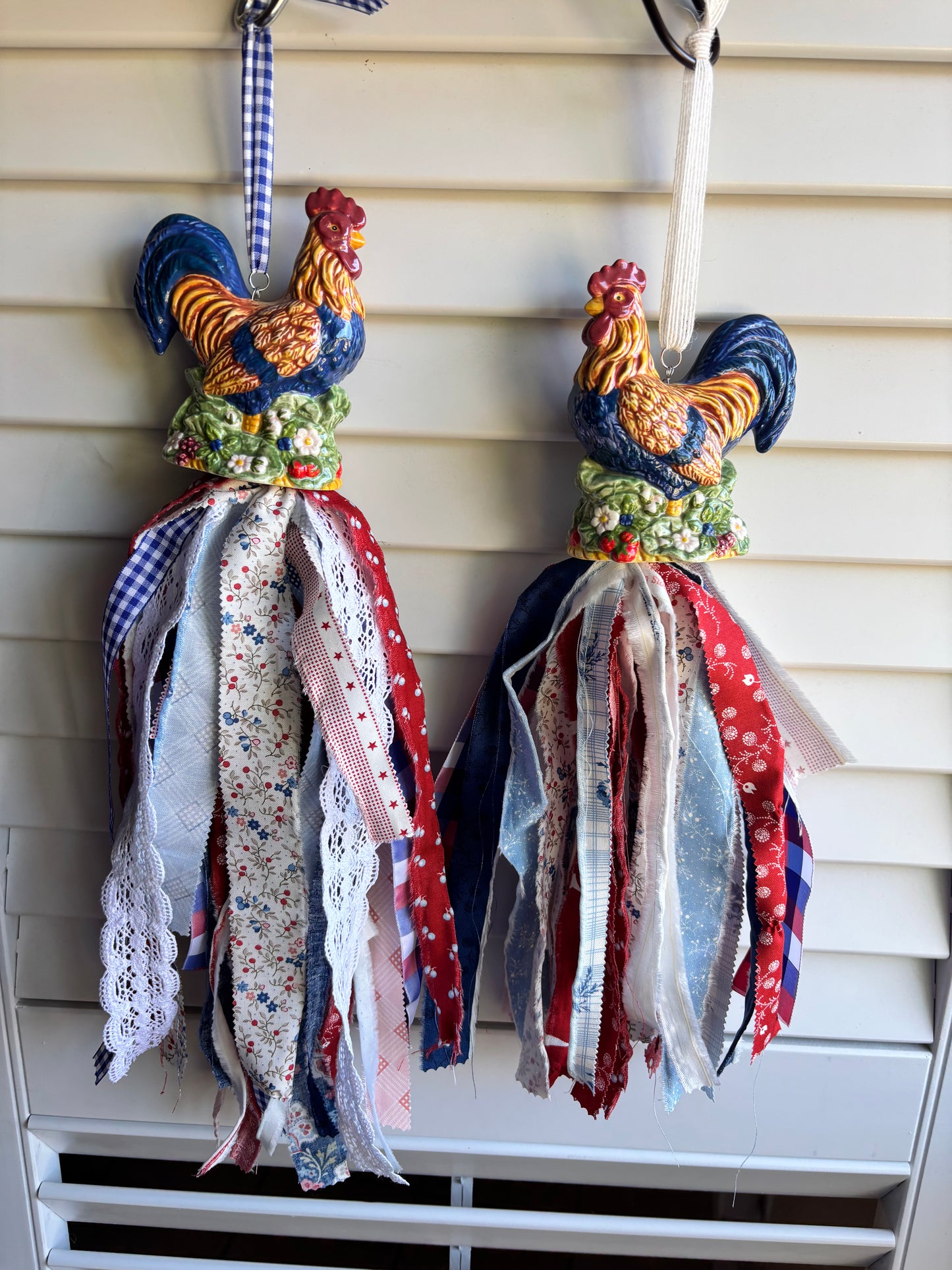 Burton and Burton Rooster salt shaker tassel