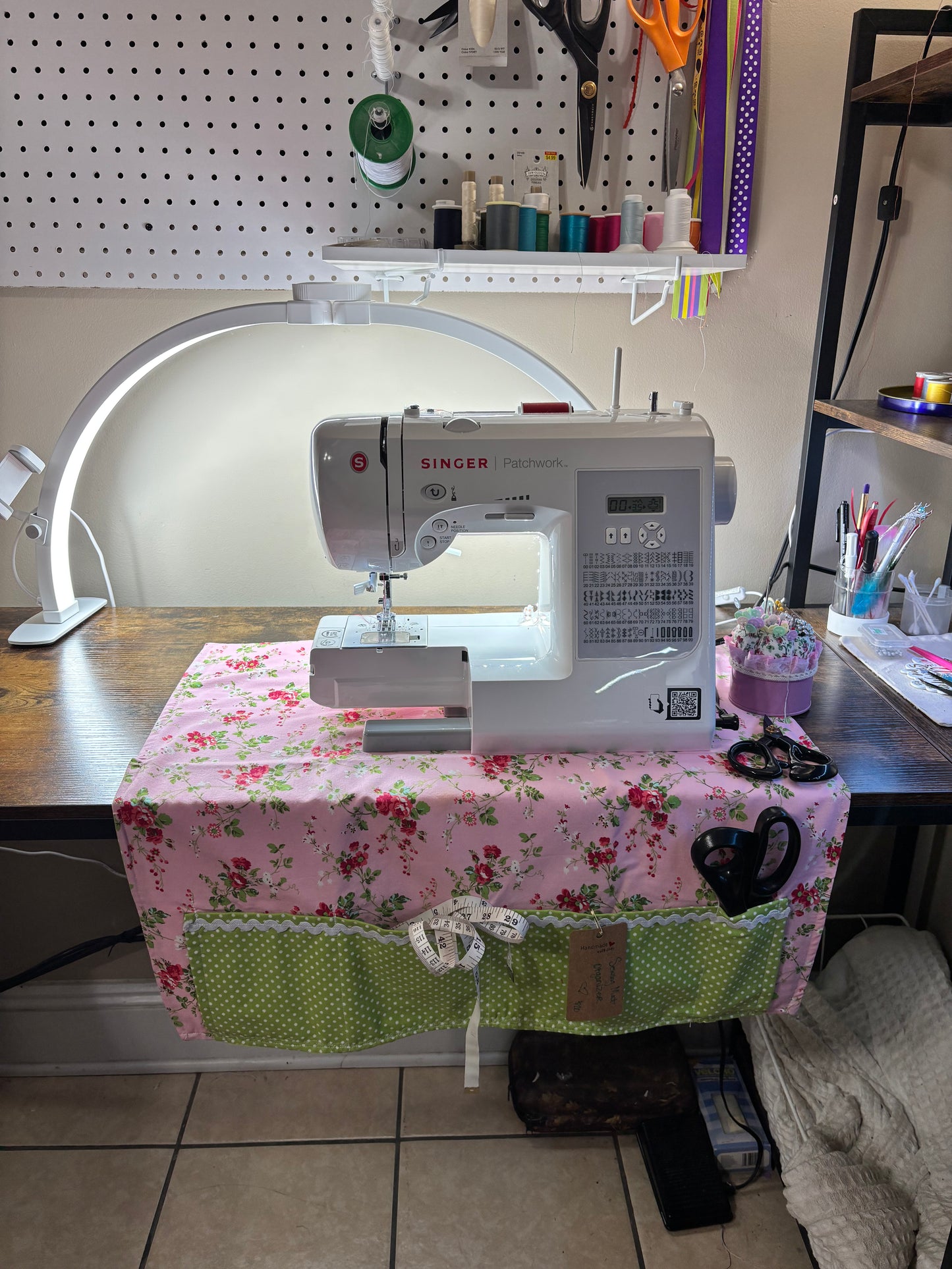 Sewing mat organizer
