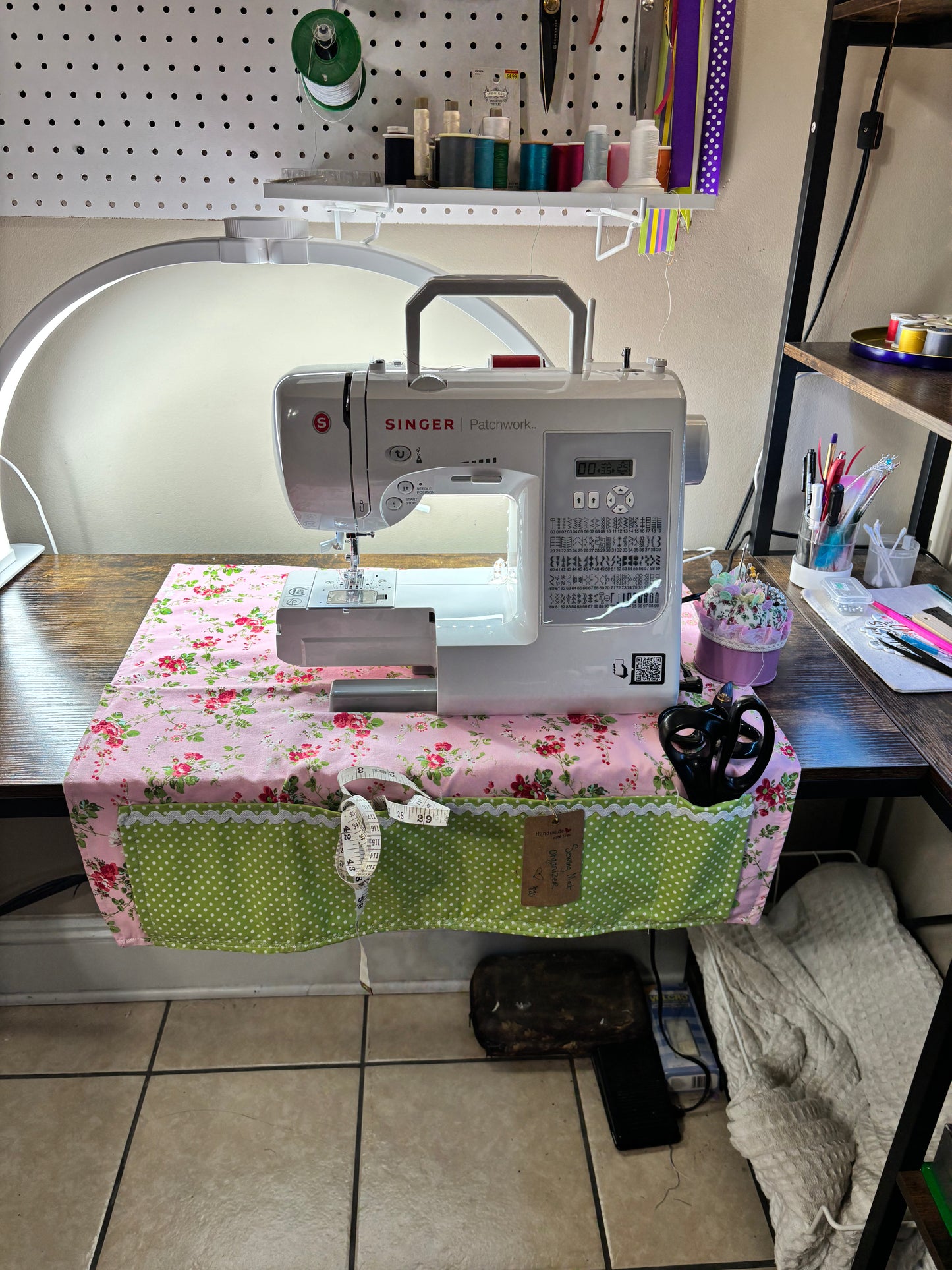 Sewing mat organizer