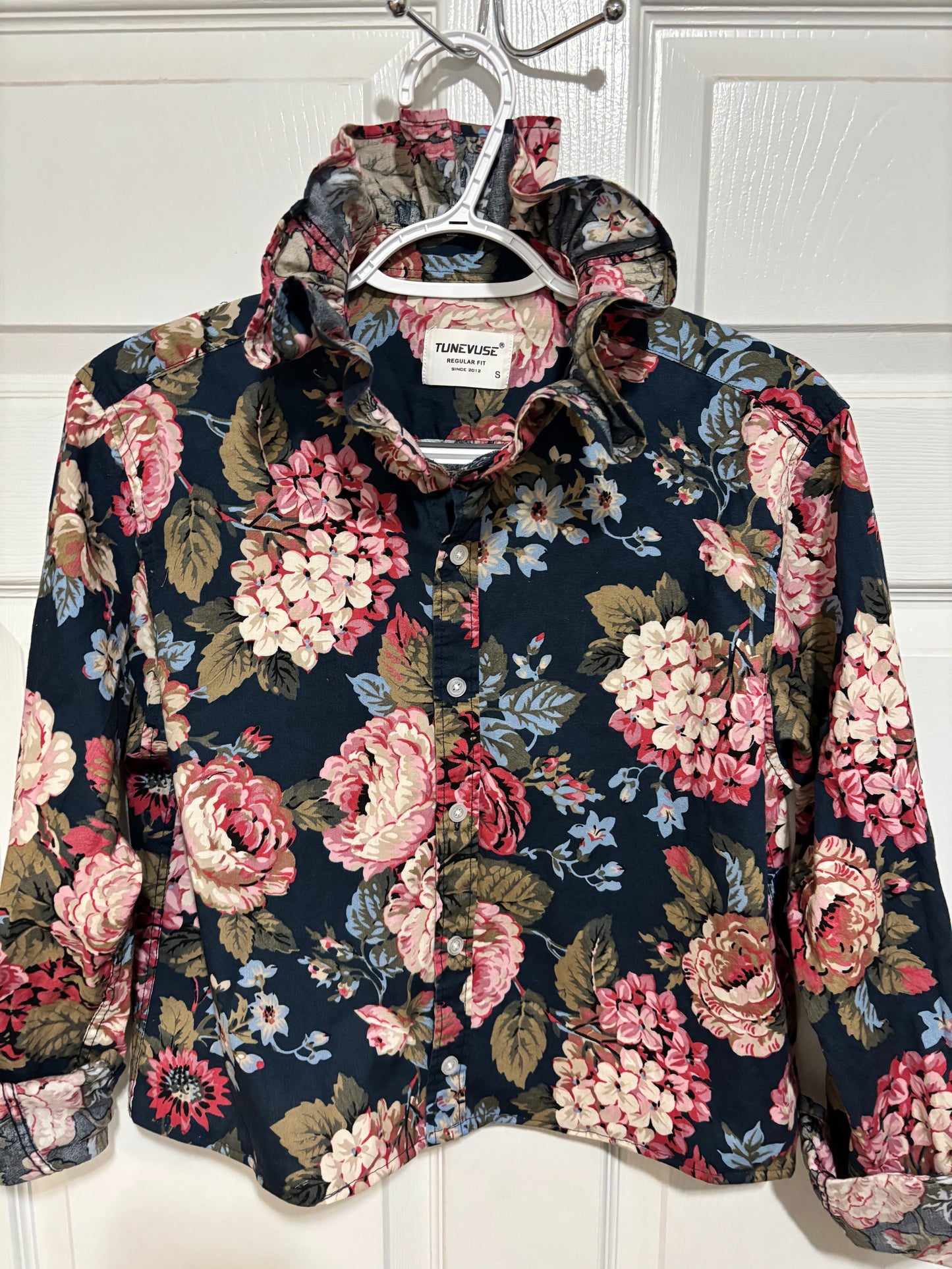 Navy floral ruffle oxford