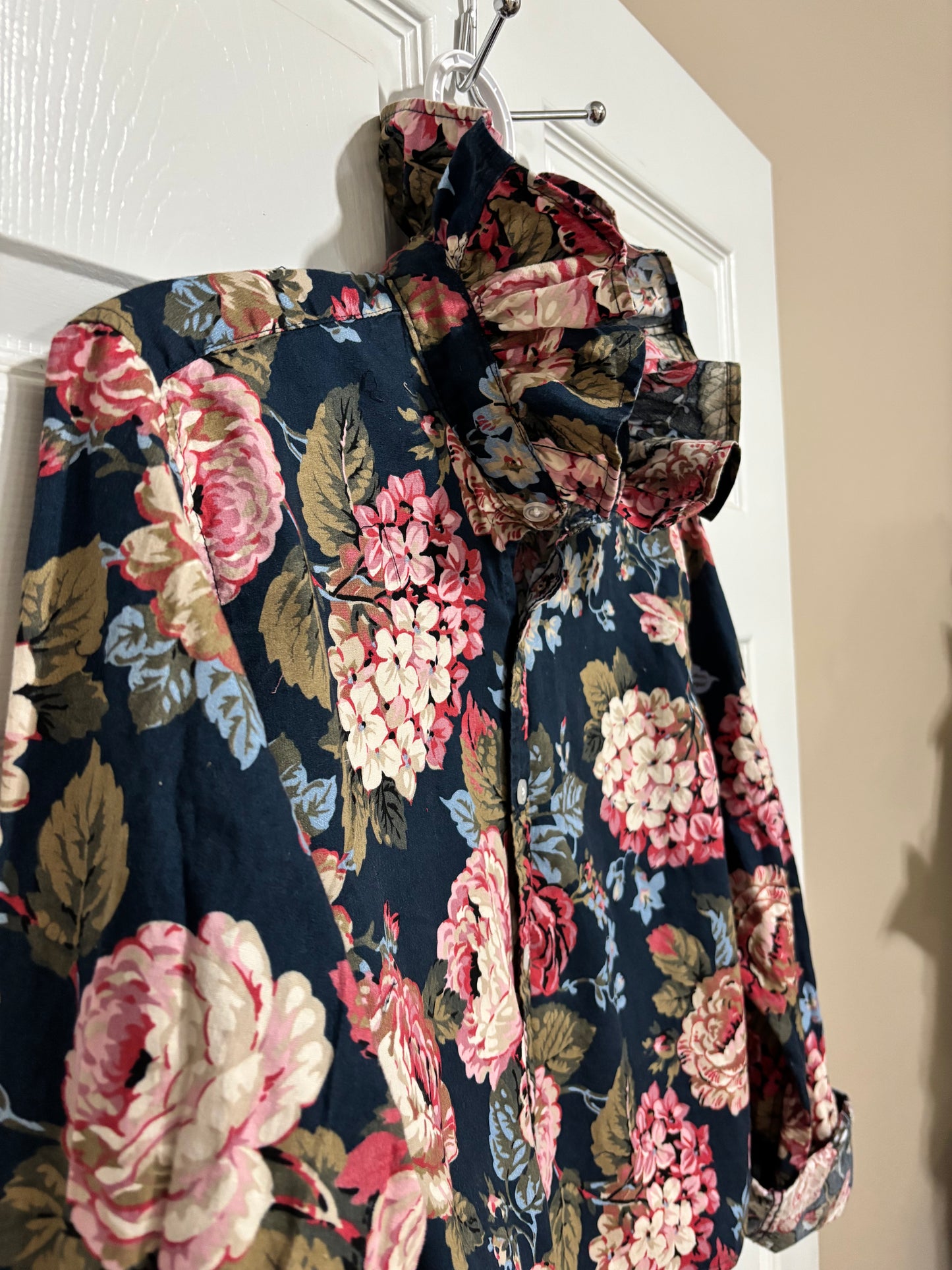 Navy floral ruffle oxford