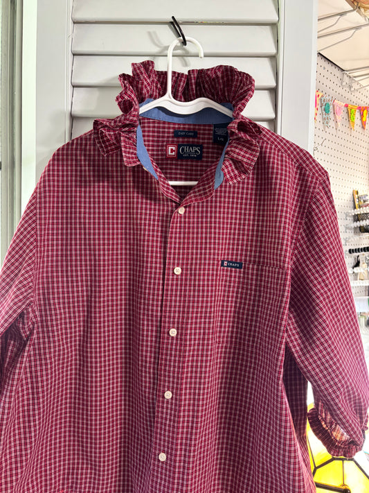 Ruffled CHAPS simply red 3/4th length sleeve